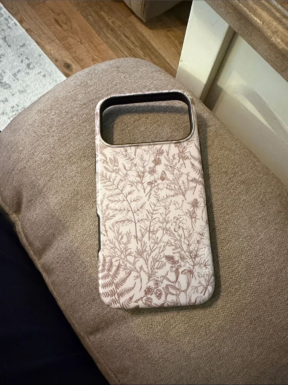 Floral Pattern Casetify iPhone 17 pro max phone case